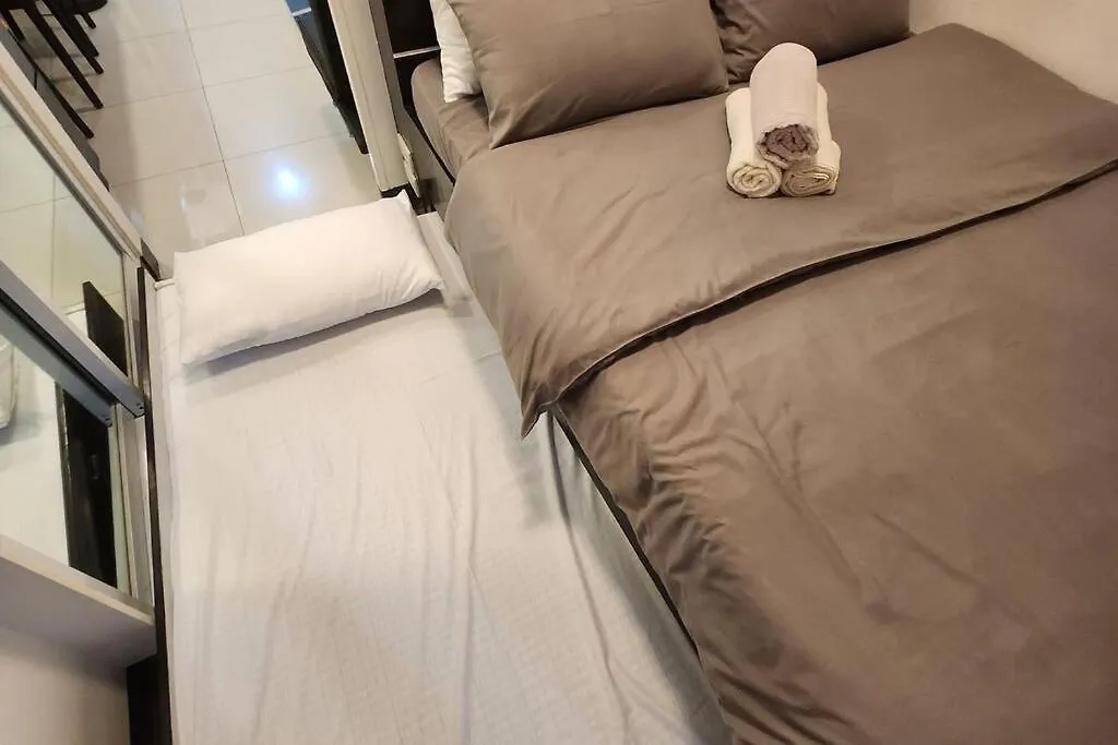 Great View In Makati Apartment Manila