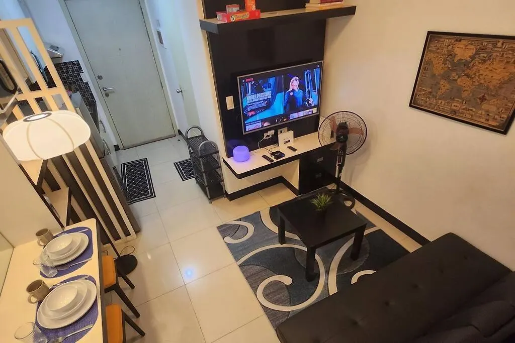 Great View In Makati Apartment Manila